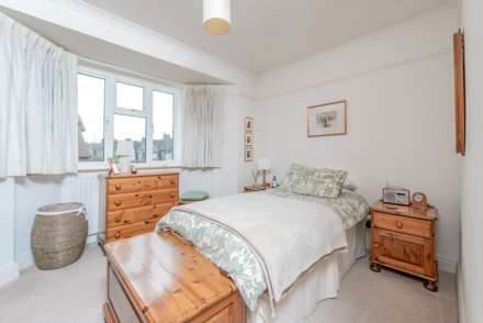 Epsom Road, Morden, Image 11
