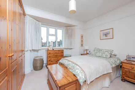 Epsom Road, Morden, Image 5
