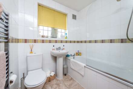 Epsom Road, Morden, Image 7