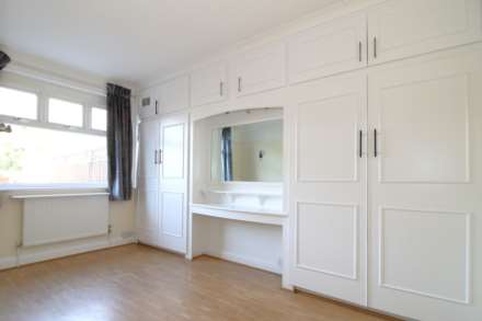Martin Way, Morden, Image 4