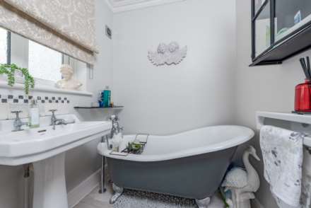 Kingsbridge Road, Morden, Image 10