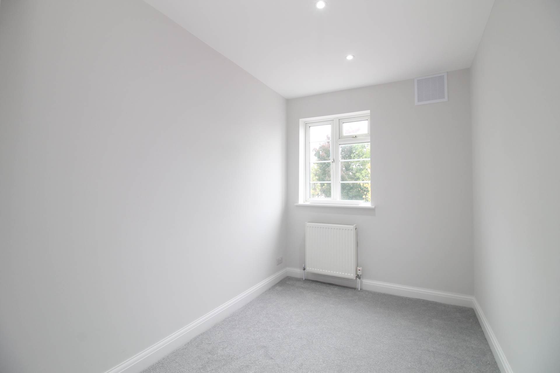 Stonecot Hill, Sutton, Image 7