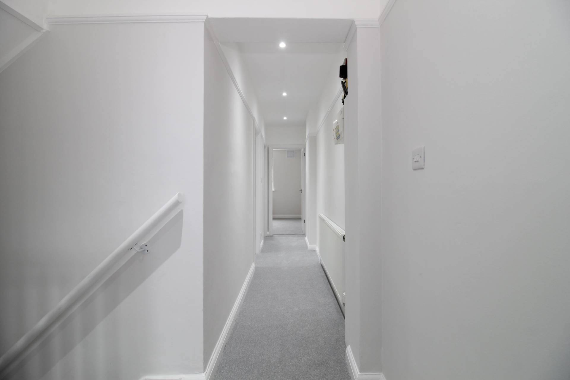 Stonecot Hill, Sutton, Image 8