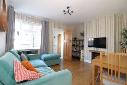 Tudor Drive, Morden, Image 2