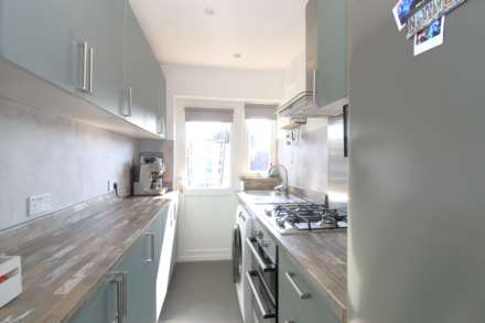Tudor Drive, Morden, Image 4