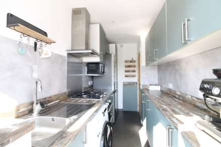 Tudor Drive, Morden, Image 5