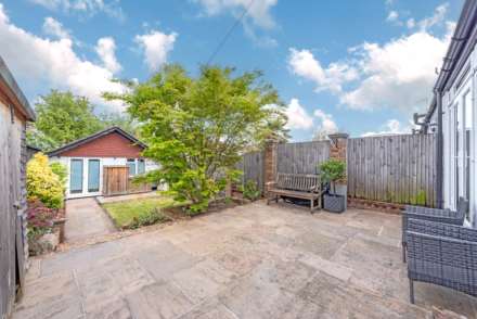 Cardinal Avenue, Morden, Image 12