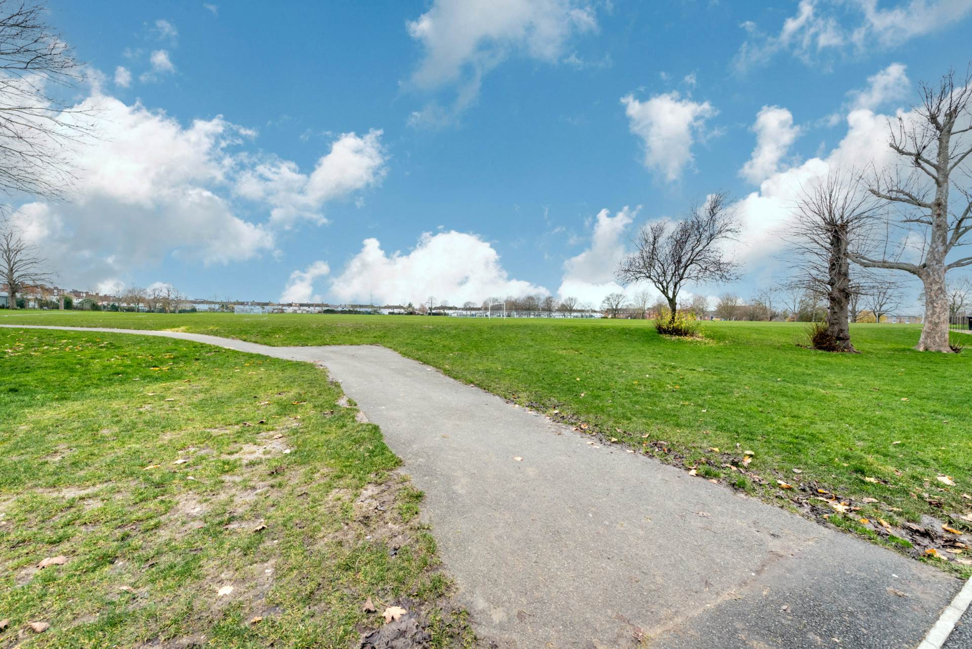 Tudor Drive, Morden, Image 18