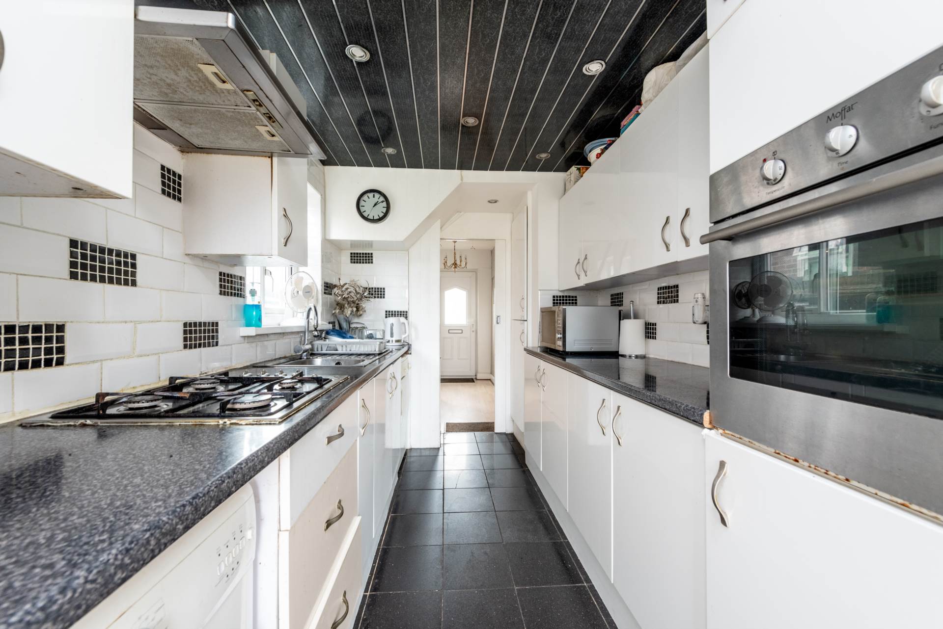 Tudor Drive, Morden, Image 9