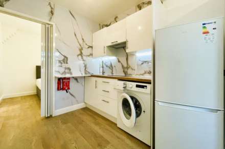 1 Bedroom Studio, Lower Morden Lane, Morden