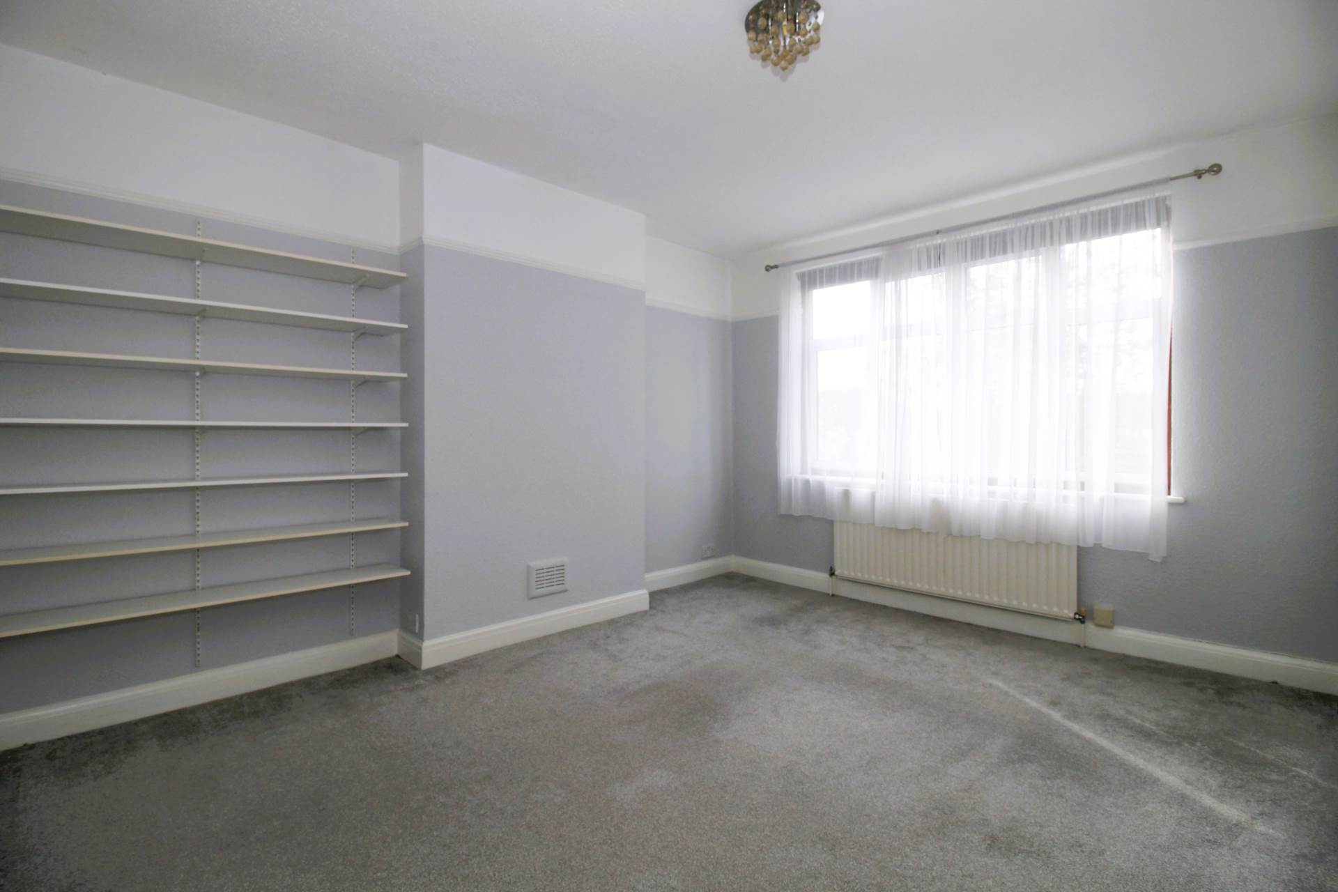 Stonecot Hill, Sutton, Image 2
