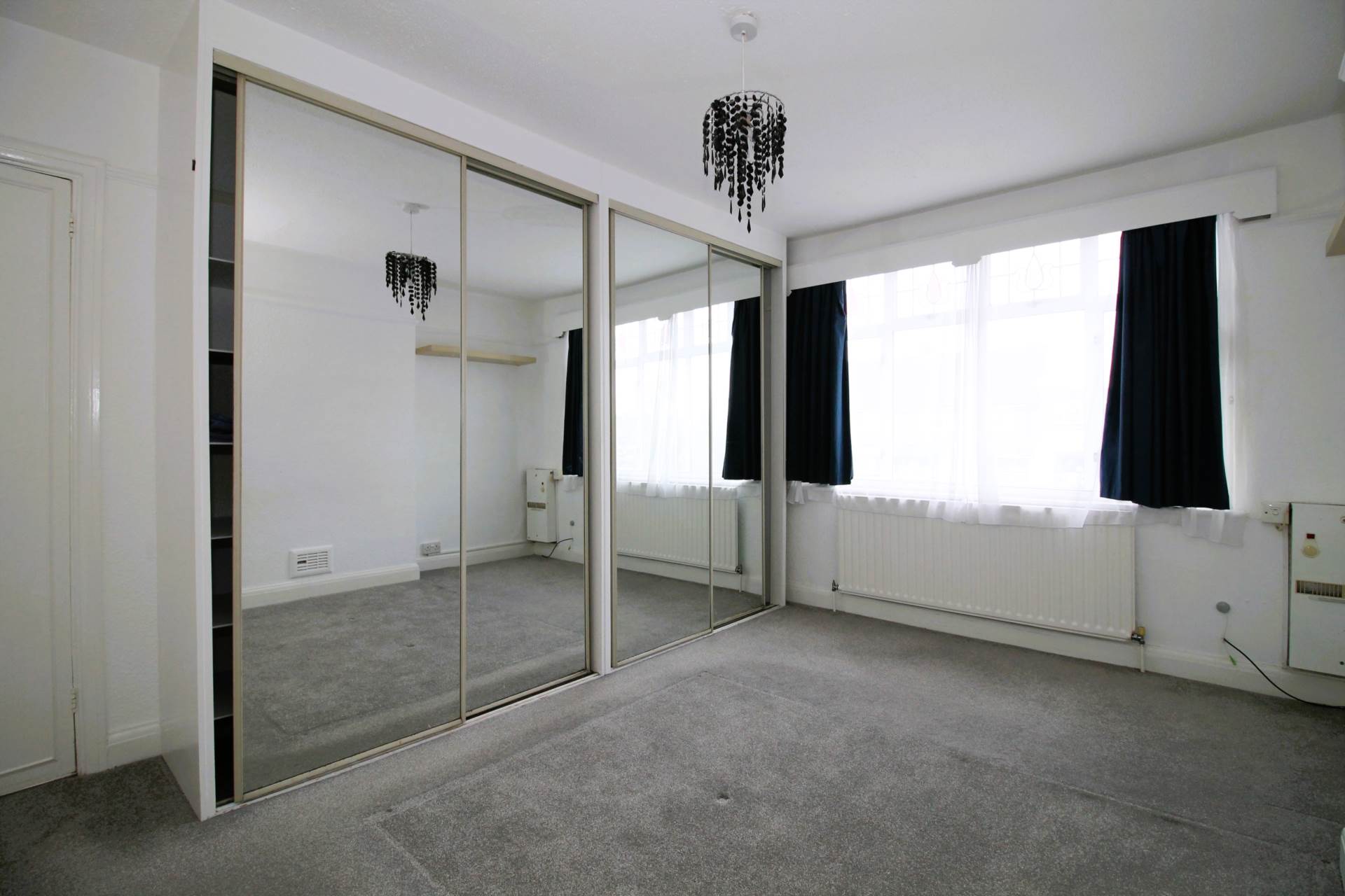 Stonecot Hill, Sutton, Image 4
