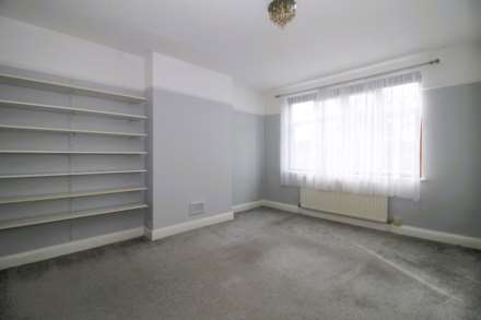 Stonecot Hill, Sutton, Image 2