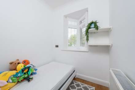 Tudor Drive, Morden, Image 14