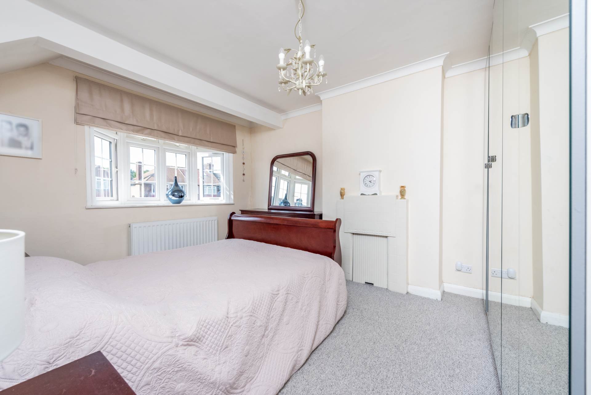 Hillcross Avenue, Morden, Image 10