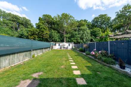 Hillcross Avenue, Morden, Image 14
