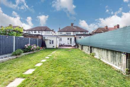 Hillcross Avenue, Morden, Image 15