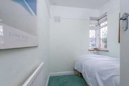 Aragon Road, Morden, Image 10