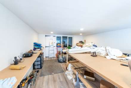 Kingsbridge Road, Morden, Image 15
