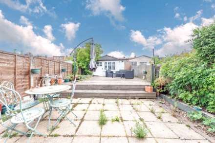 Kingsbridge Road, Morden, Image 4