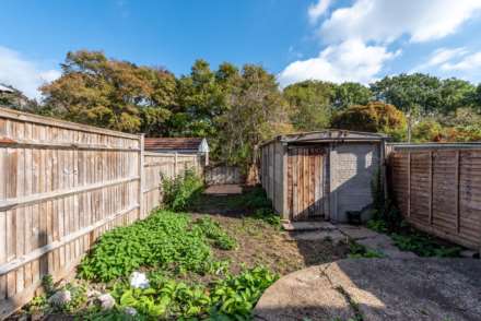Rutland Drive, Morden, Image 10