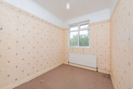 Rutland Drive, Morden, Image 7