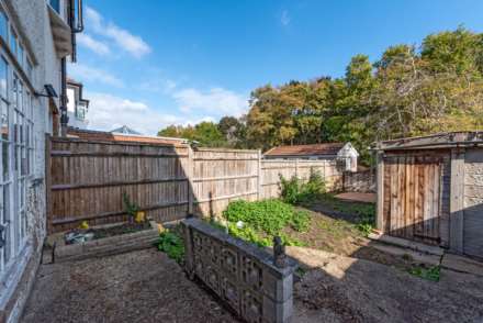 Rutland Drive, Morden, Image 9