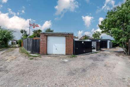 Aragon Road, Morden, Image 15