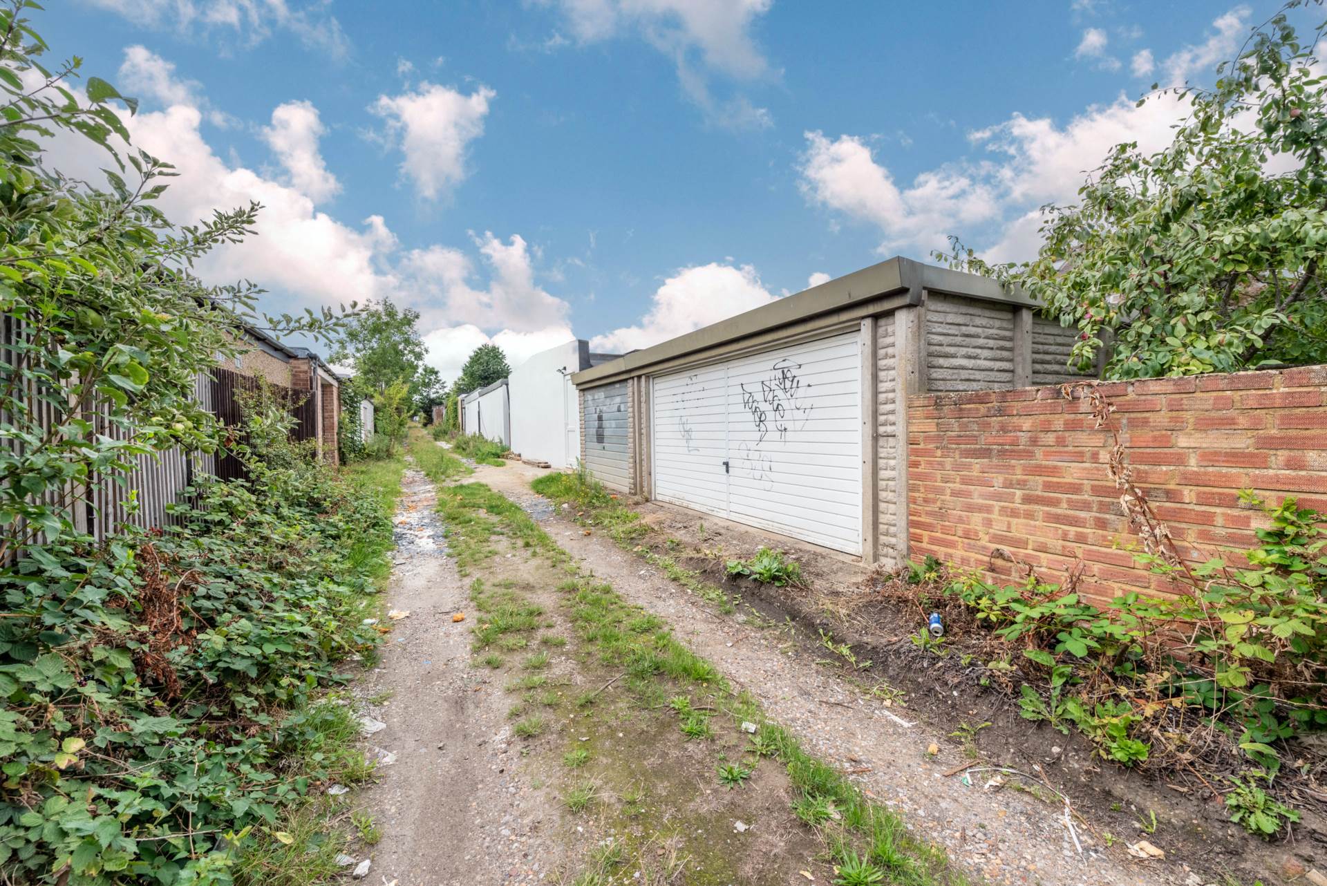 Epsom Road, Sutton, Image 13