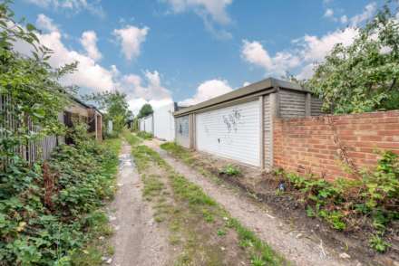 Epsom Road, Sutton, Image 13