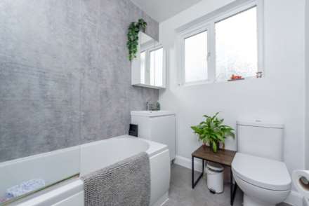 Rosebery Close, Morden, Image 11