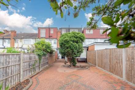 Aragon Road, Morden, Image 15