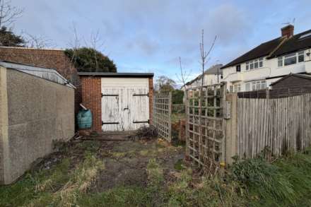 Lynmouth Avenue, Morden, Image 10