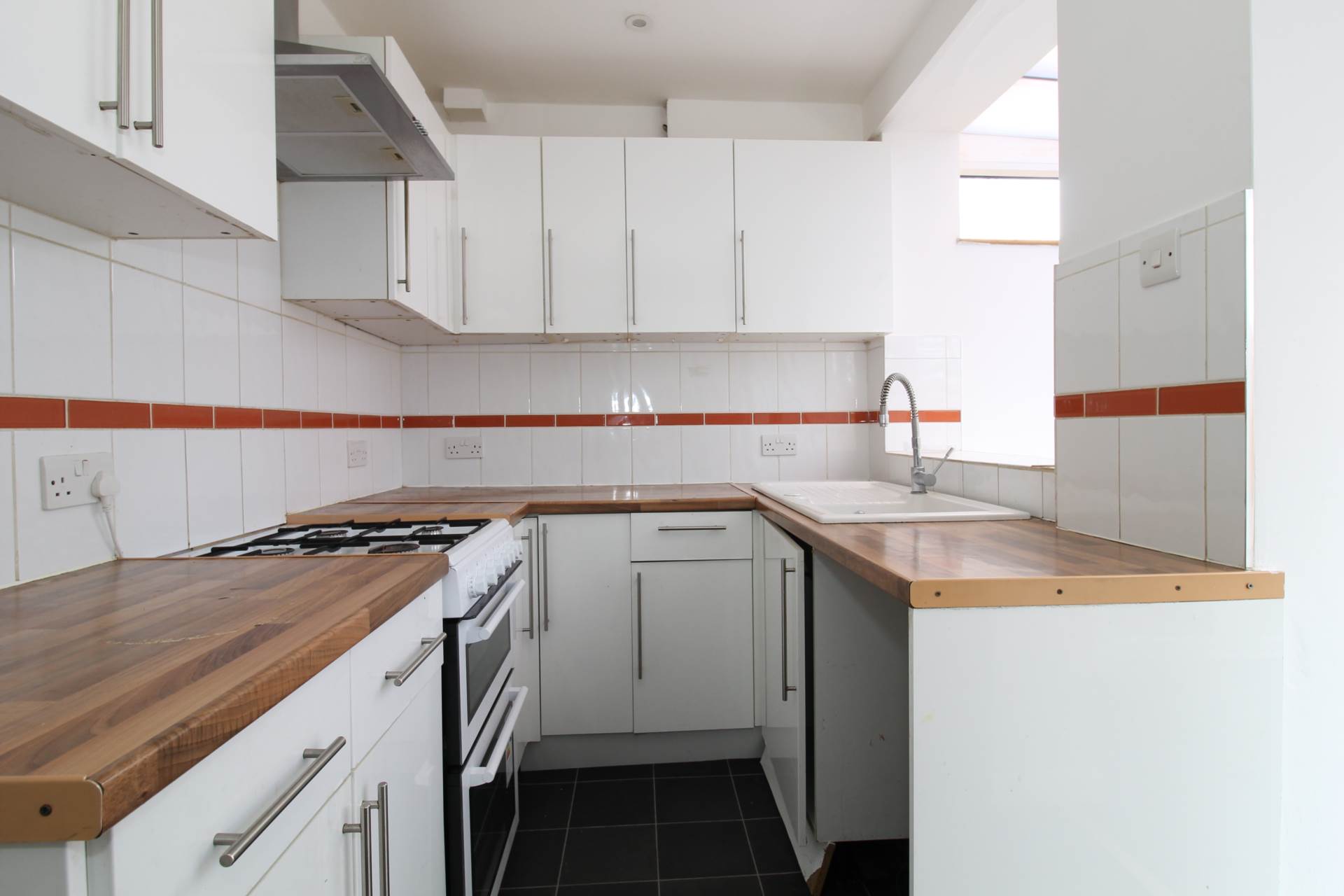 Lillieshall Road, Morden, Image 6