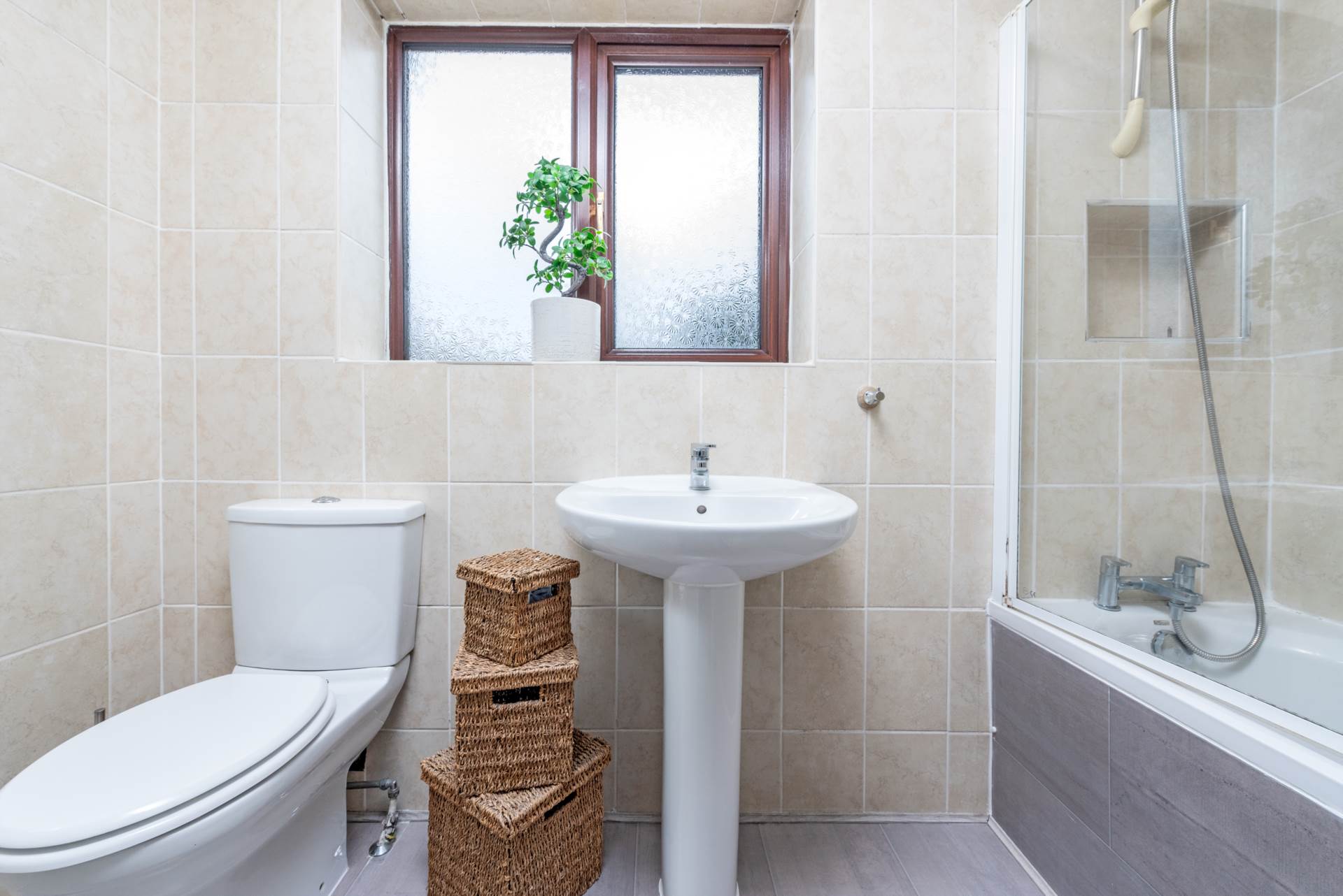 Erskine Road, Sutton, Image 6