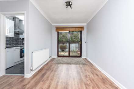 Erskine Road, Sutton, Image 2