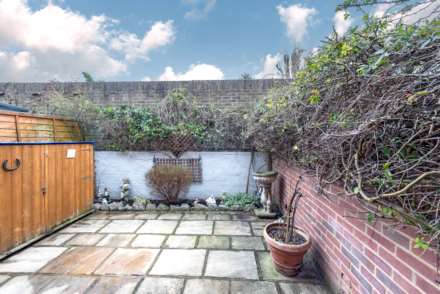 Erskine Road, Sutton, Image 9