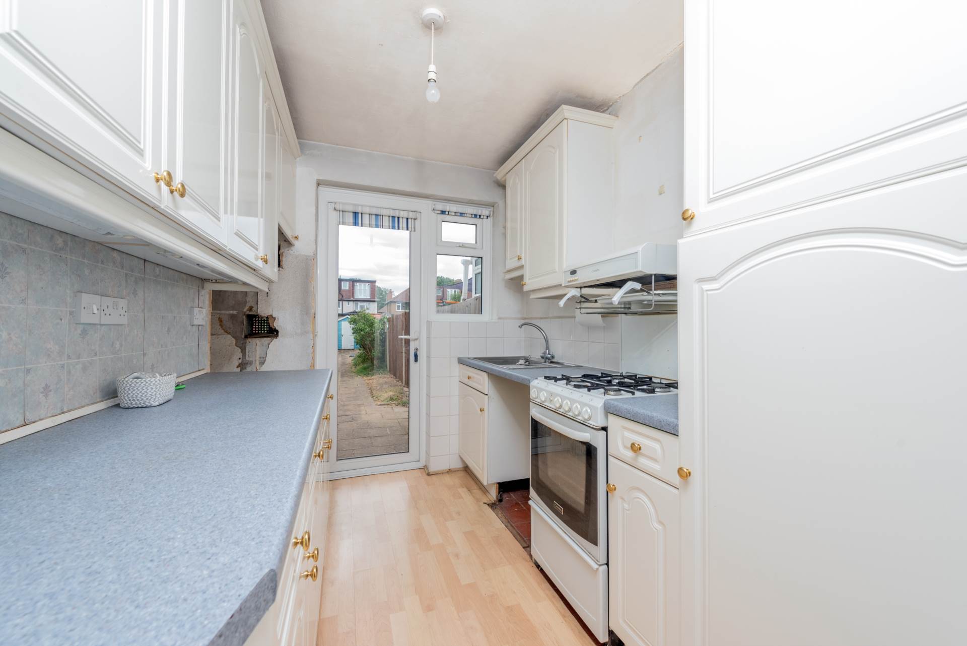 Shaldon Drive, Morden, Image 6