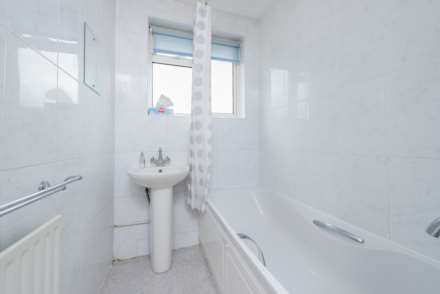 Shaldon Drive, Morden, Image 10