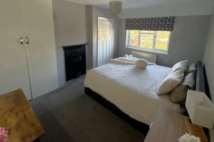 Gillian Park Road, Sutton, Image 11