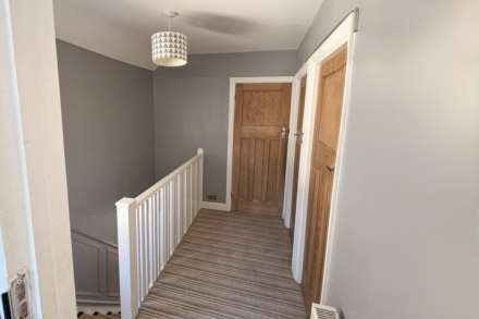 Gillian Park Road, Sutton, Image 9