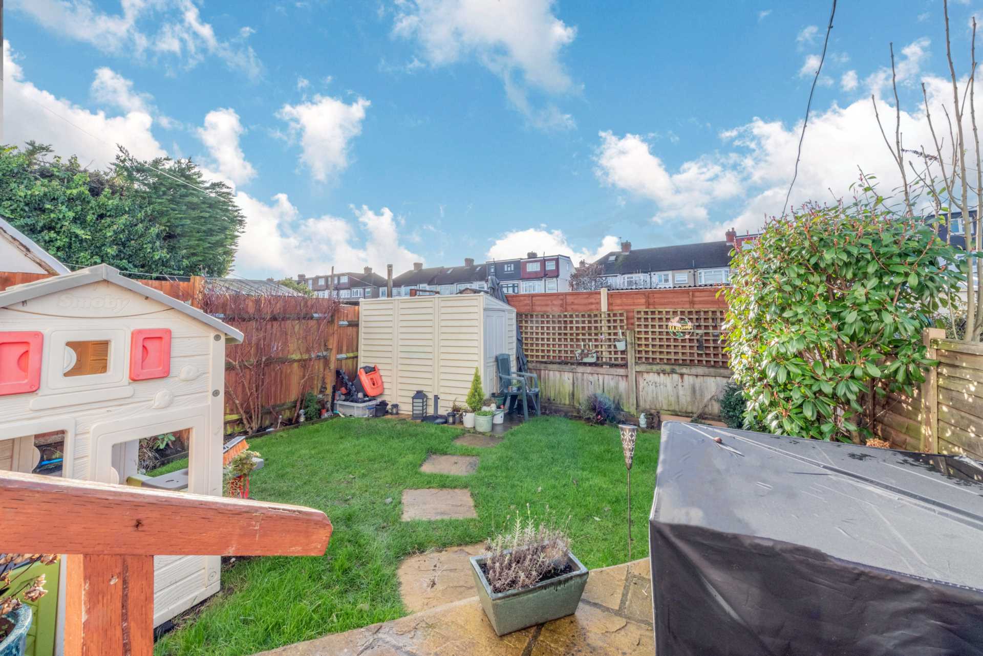 Lynmouth Avenue, Morden, Image 4