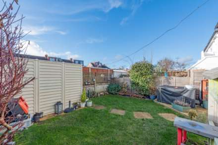 Lynmouth Avenue, Morden, Image 10