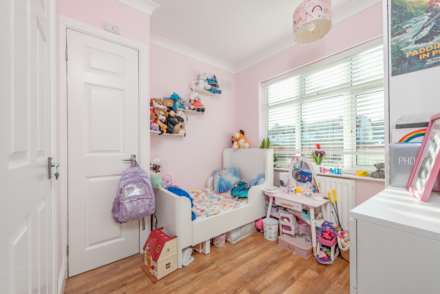 Lynmouth Avenue, Morden, Image 7