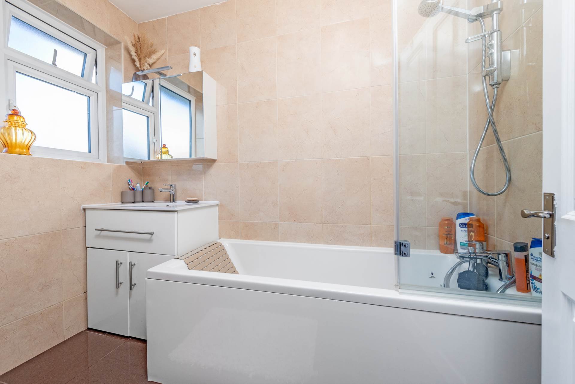 Rutland Drive, Morden, Image 14