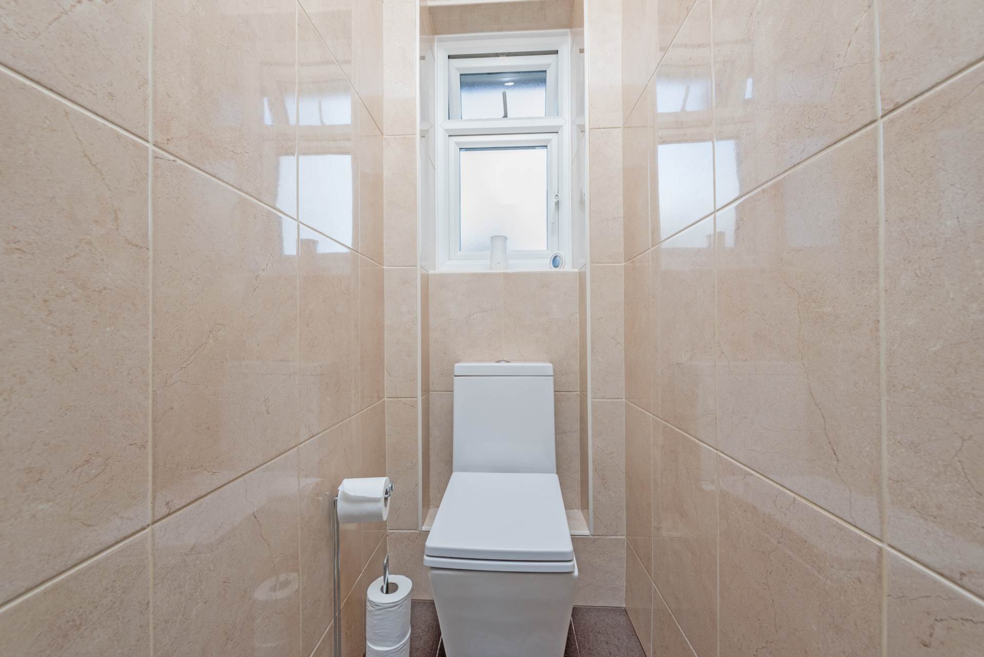 Rutland Drive, Morden, Image 15