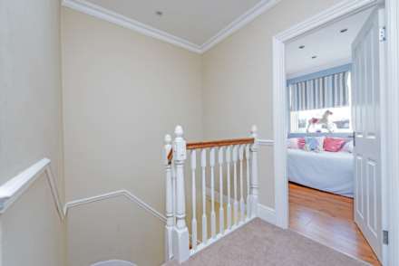 Rutland Drive, Morden, Image 10