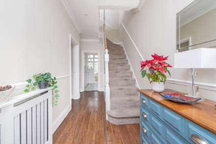 Rutland Drive, Morden, Image 5