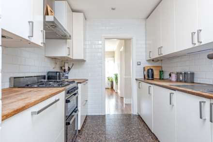 Rutland Drive, Morden, Image 9