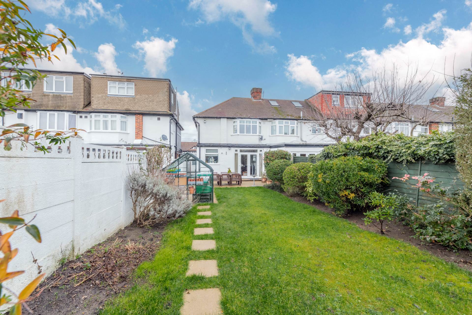 Cardinal Avenue, Morden, Image 16